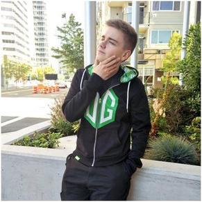 Dota2战队精彩对决两队胜出